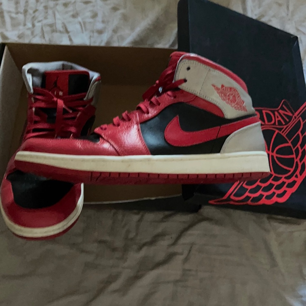 AirJordan 1 Mid